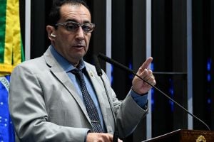 STF aceita seis queixas e Kajuru se torna réu por difamação e injúria