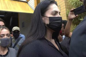 Ela irá responder em liberdade por torturas e homicídio contra o filho. Caso Henry: Monique Medeiros deverá deixar a cadeia nesta segunda