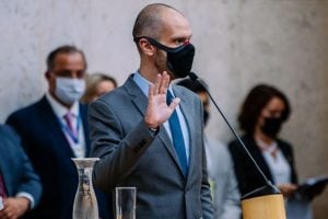 Com câncer no sistema digestivo, prefeito Bruno Covas decide se licenciar do cargo