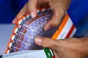 Estudo da Fiocruz mostra efetividade das vacinas em idosos