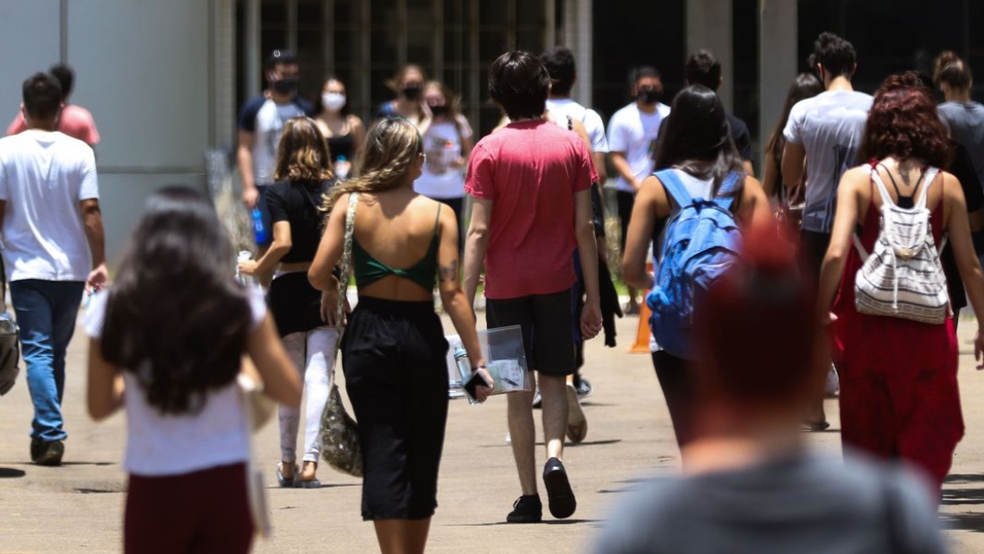 Estudantes de todo Brasil, fazem o segundo dia de prova do Enem (Exame Nacional do Ensino Médio
