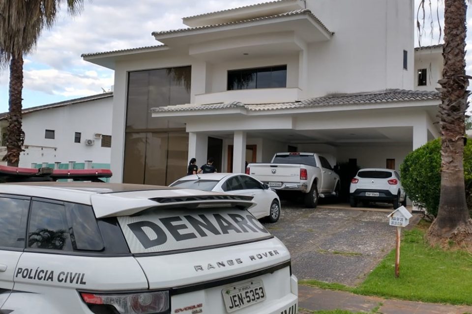 Uma operação da Polícia Civil de Goiás desarticulou uma quadrilha que traficou mais de duas toneladas de cocaína em 2020. (Foto: divulgação/Polícia Civil)