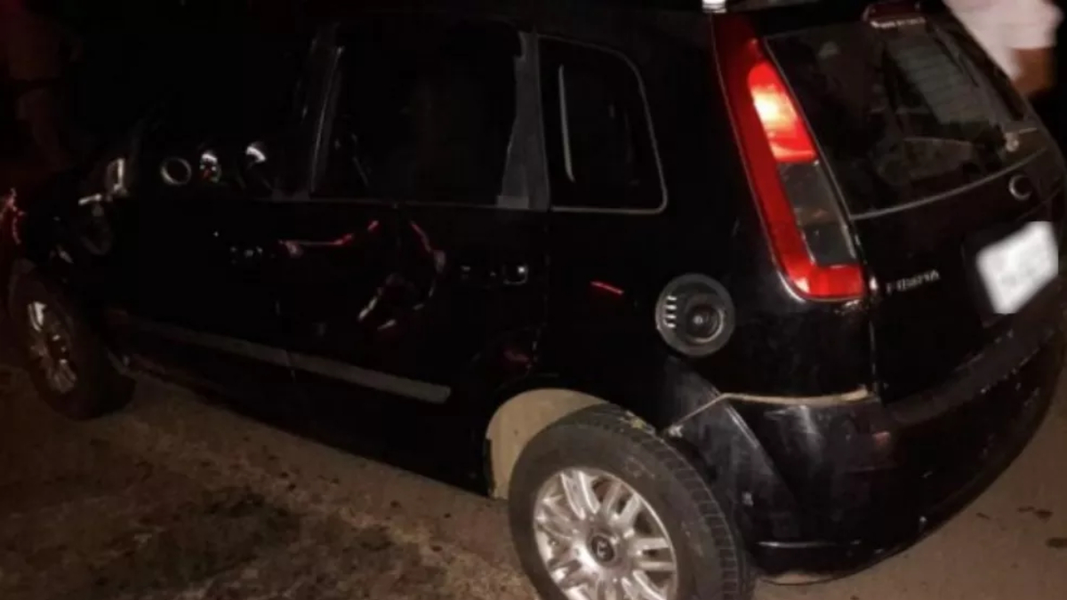 Motorista de app morre atropelado ao colocar combustível em carro, na GO-070