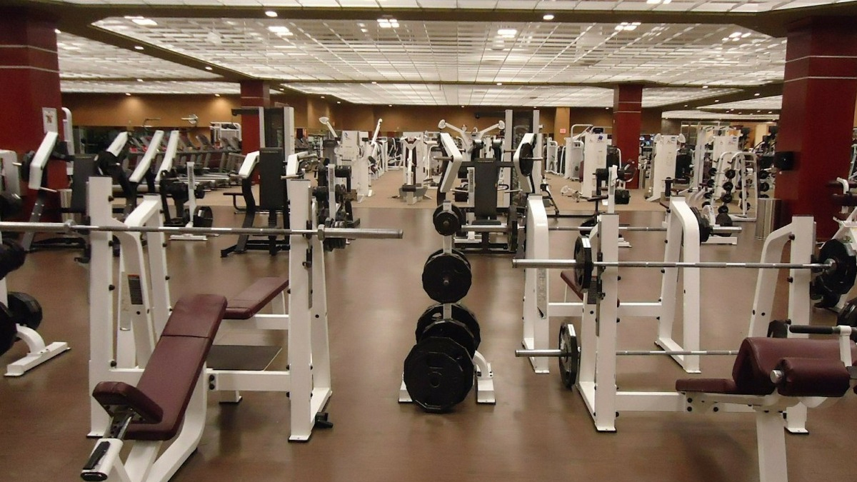 Academias funcionarão com agendamento e com 30% da capacidade de alunos