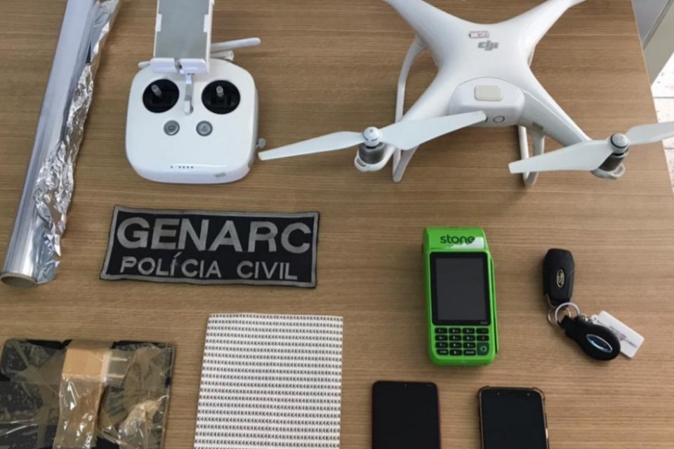 Material apreendido pela Polícia Civil com o trio (Foto: Polícia Civil)