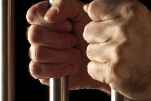 Justiça determina novamente que DGAP permita visitas de advogados a reeducandos