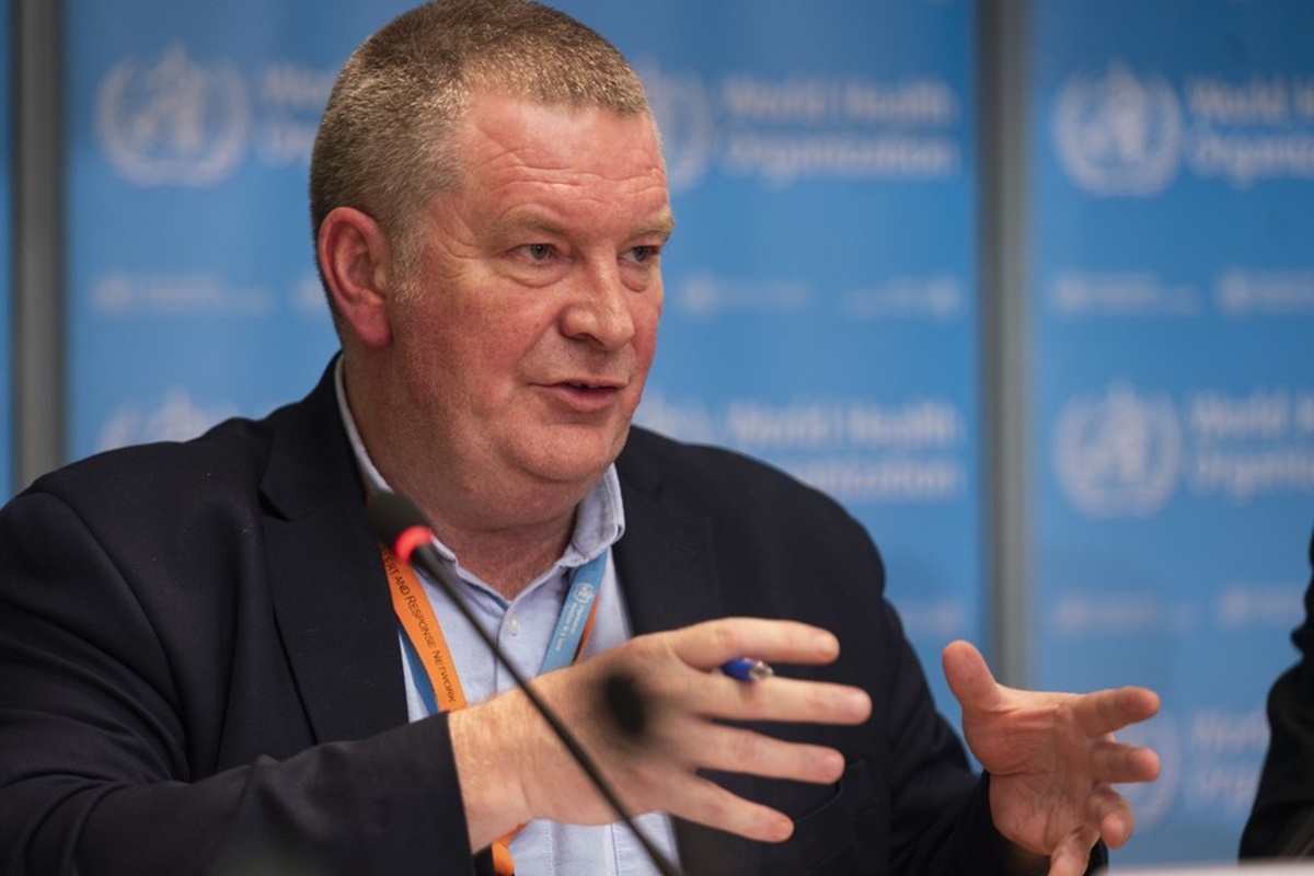 OMS cita Brasil como lugar de 'perda de controle' sobre covid-19