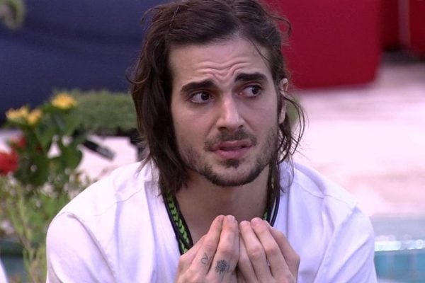 Fiuk comenta repercussão de show para 67 pessoas: 'Como se tivesse 67 mil' Ex-BBB falou fim de sua carreira solo