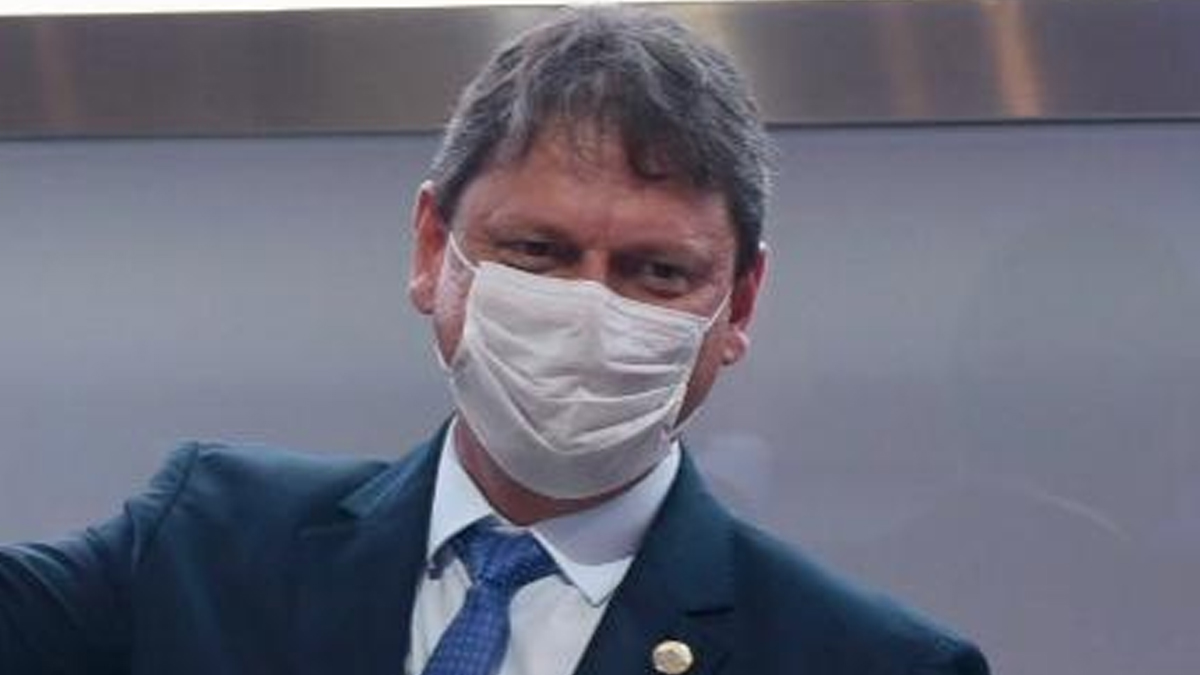 Ministro Tarcísio Gomes de Freitas - Ministro da Infraestrutura inaugura 96 km de rodovia em Niquelândia. Trata-se de trecho da BR-414, Caiado estará na inauguração