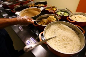 Comida servida em restaurante em Brasília. (Foto: Marcelo Camargo/Agência Brasil)