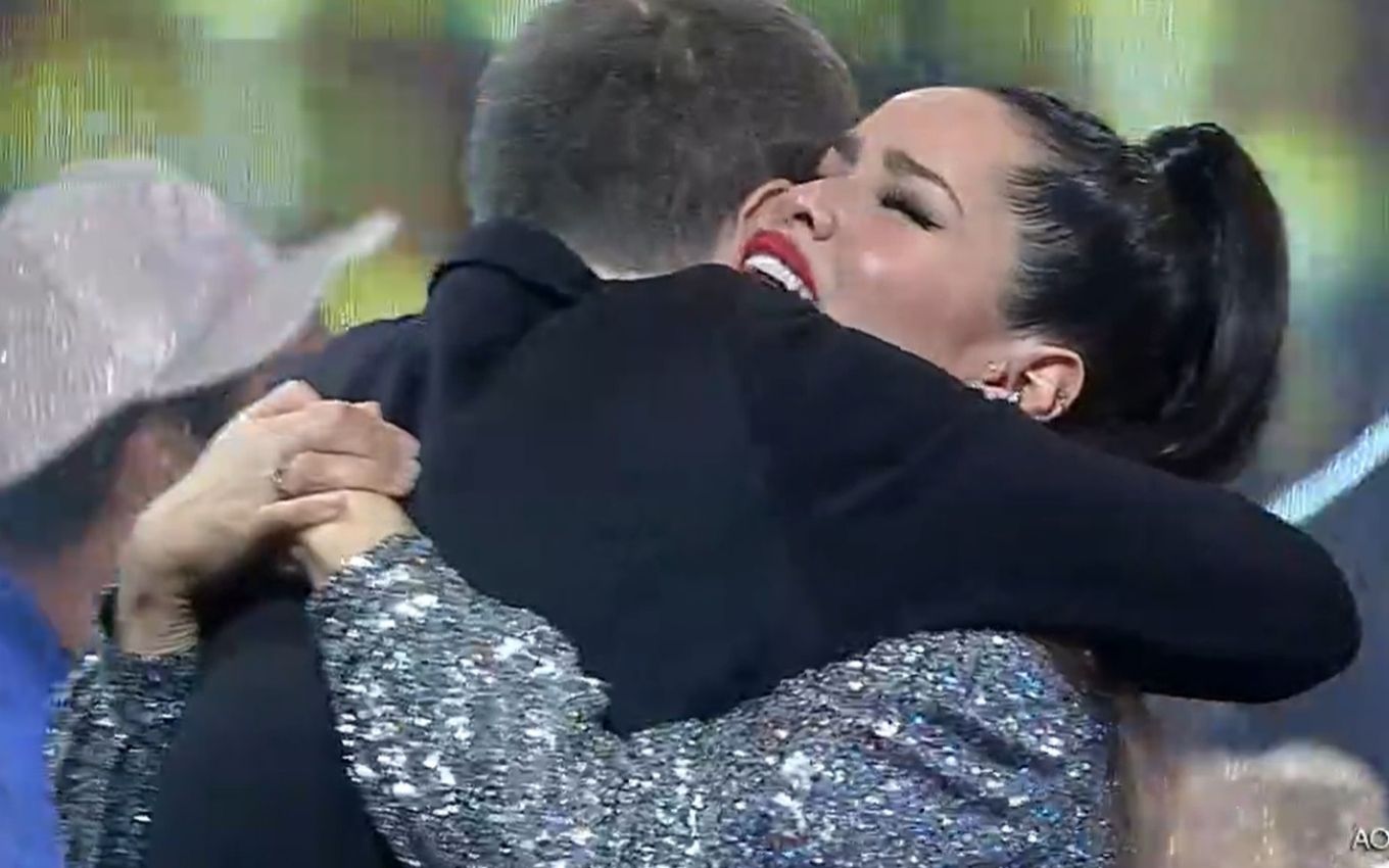 Tiago Leifer explica discurso para Juliette: "Um carinho nela e nos cactos"