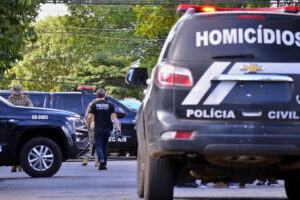 Uma mulher e o filho morreram ao serem baleados em Luziânia. Testemunhas dizem que o crime foi motivado por um acerto de contas