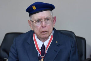 Morre aos 97 anos o ex-deputado federal Camilo Cola, fundador da Itapemirim