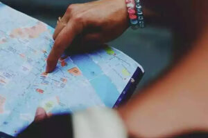 Governo de Goiás veta lei de auxílio à guias de turismo por inconstitucionalidade