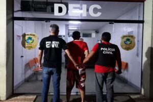 Um homem, que não teve o nome revelado, foi preso suspeito de integrar uma quadrilha que aplica o “golpe do novo número” contra um idoso. (Foto: divulgação/PC)