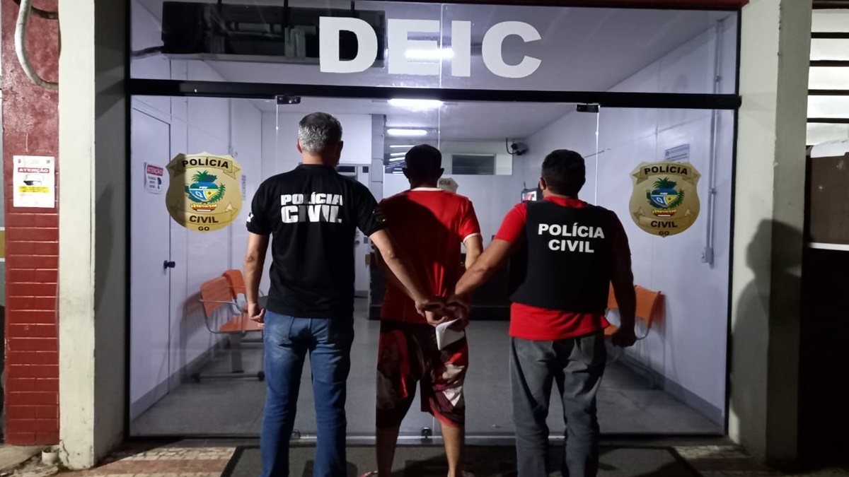 Um homem, que não teve o nome revelado, foi preso suspeito de integrar uma quadrilha que aplica o “golpe do novo número” contra um idoso. (Foto: divulgação/PC)