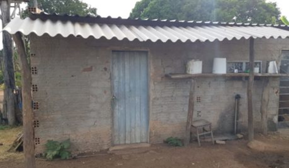 A Polícia Civil indiciou um fazendeiro, de 65 anos, suspeito de estuprar uma criança de 7 nesta terça-feira (18), em Piranhas. No local ondeAo prender indiciado por estupro, polícia encontra carcaça de cão morto em Piranhas