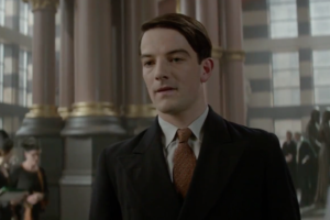 Ator de 'Animais fantásticos' é condenado a três anos de prisão por assédio