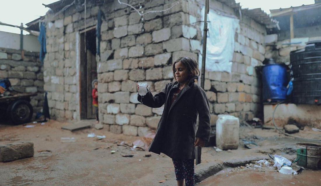 Palestinos em Gaza tentam retomar rotina após cessar-fogo com Israel