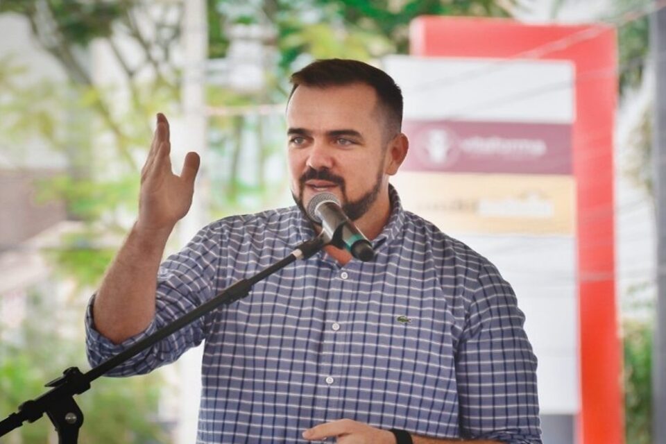 Emedebistas querem que vencidos, entre eles Mendanha, respeitem decisão de aliança com Caiado