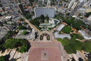 CMTC esclarece: itinerário de ônibus segue normal na Praça Cívica, apesar do Carnaval