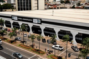 Justiça condena prefeitura de Anápolis a indenizar aluno que rasgou a pálpebra em escola