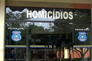 Polícia prende homem suspeito de matar homem a facadas por causa de cobrança de aluguel