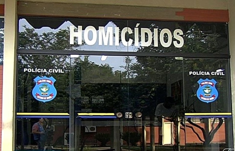 Polícia prende homem suspeito de matar homem a facadas por causa de cobrança de aluguel