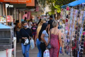 Novo decreto de Goiânia mantém flexibilizações do comércio por mais uma semana. O documento prevê autorização das atividades aos sábados. (Foto: Jucimar de Sousa/Mais Goiás)