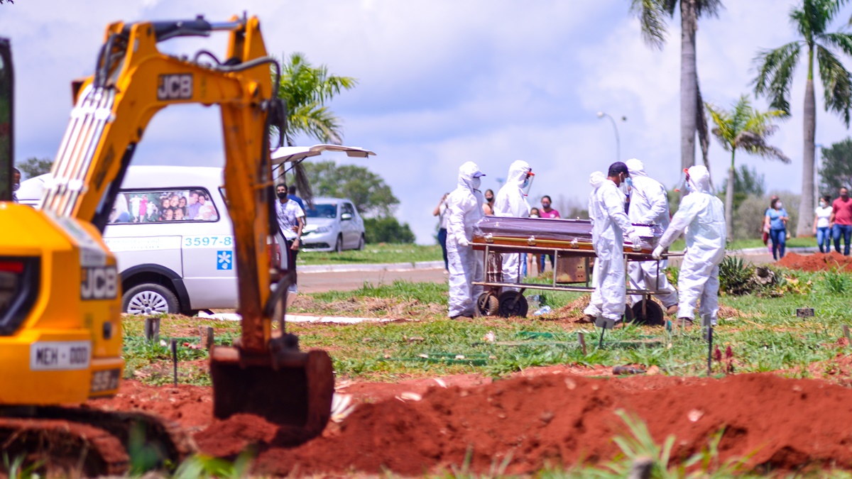 Remédio da Pfizer reduz em 37% risco de morte por Covid, diz estudo