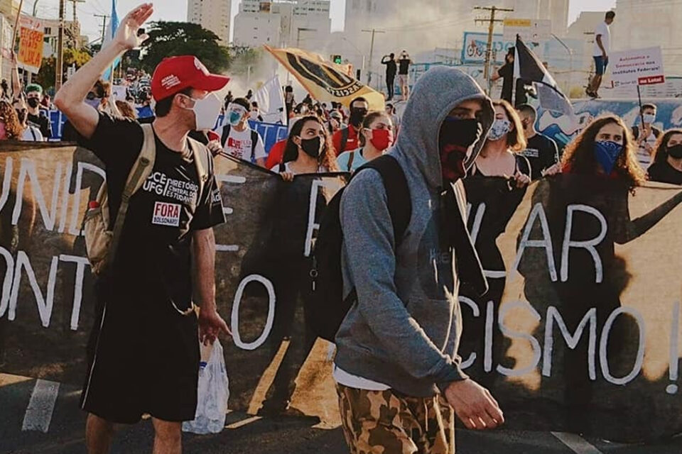 Além Goiânia, cidades do interior de Goiás recebem ato contra Bolsonaro