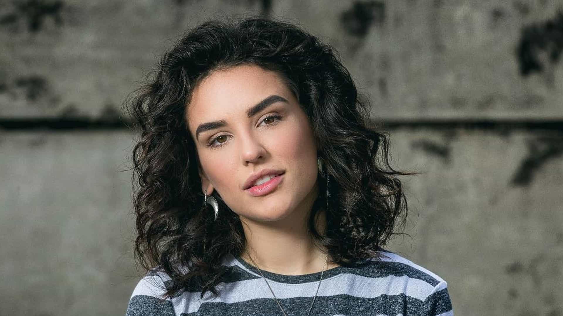 bbb 22 Kéfera convite BBB "O produtor queria marcar pelo menos uma conversa mas não rolou". Kéfera revela que recusou convite para BBB 22; assista ao vídeo