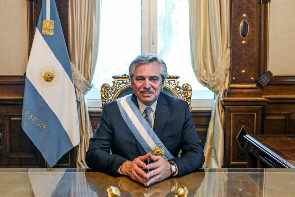 Argentina anuncia lockdown de 9 dias no 'pior momento da pandemia'