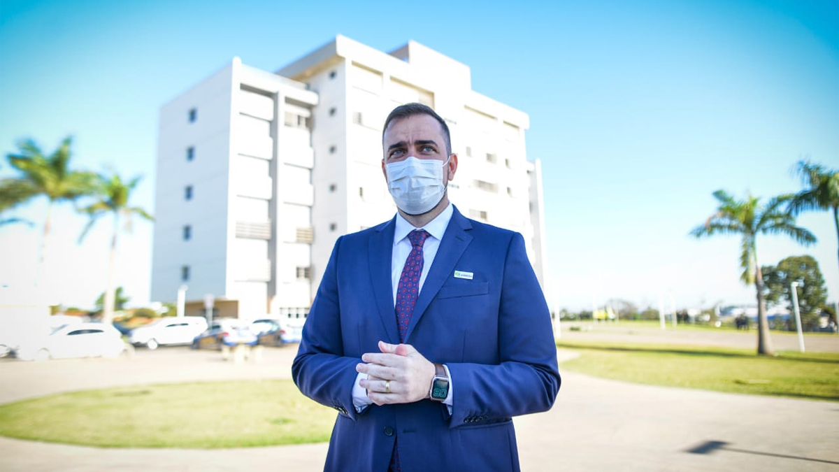 Candidato à presidência do MDB vê Mendanha como nome em 2022