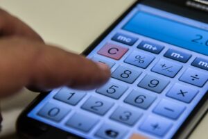 Copom eleva juros básicos da economia para 3,5% ao ano