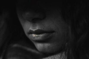 Mulher é vítima de importunação sexual em ônibus que iria para Céu Azul