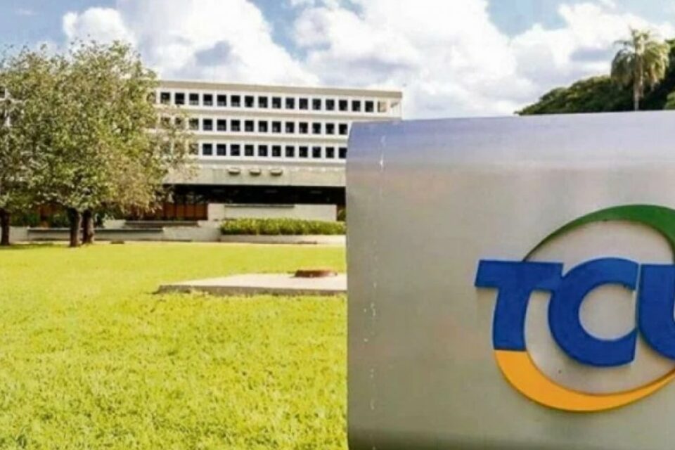 TCU desmente Bolsonaro e diz que não fez relatório sobre mortes por covid-19