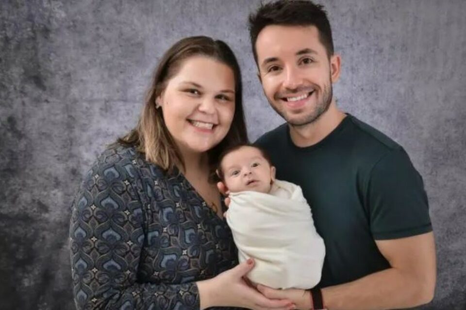 Bebê nasce com anticorpos contra Covid após mãe ser vacinada em SC