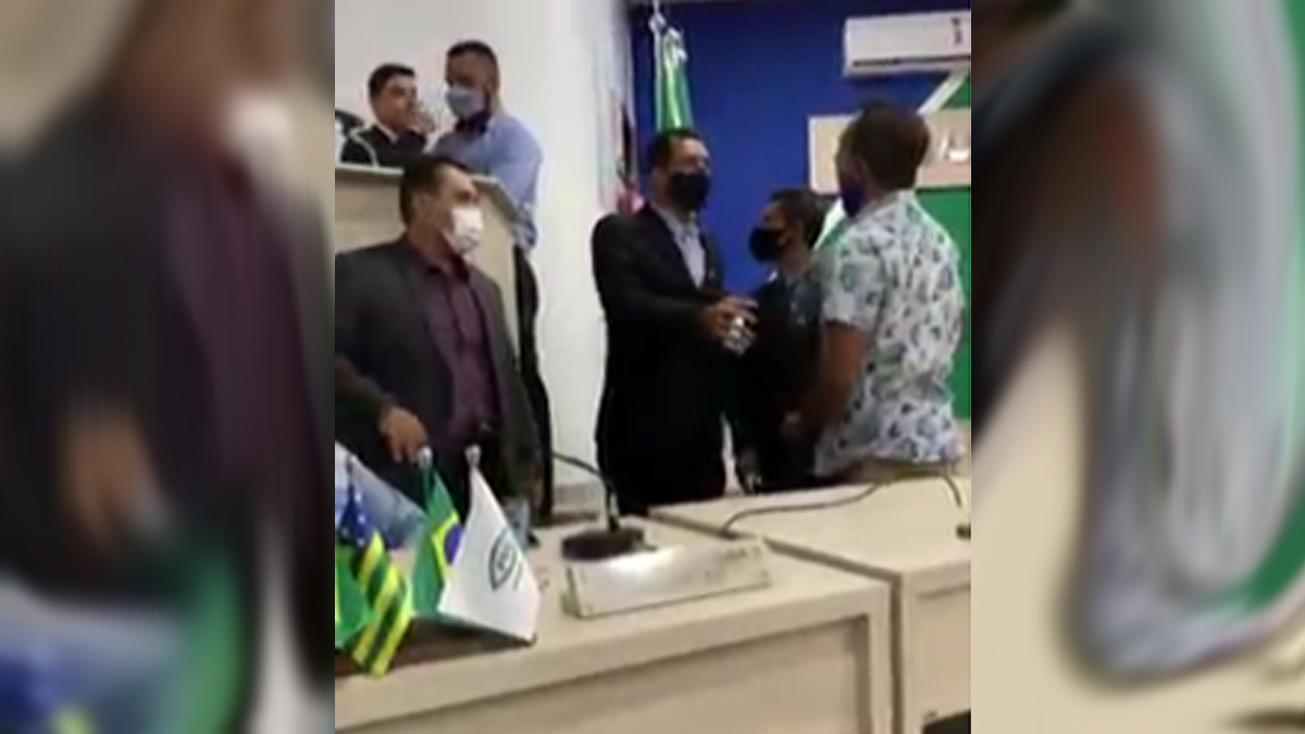 Vereador de Mozarlândia denuncia contrato e colega sai em defesa do presidente
