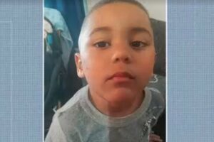 Heitorde Souza, de apenas 3 anos, teve o fêmur quebrado com o disparo; estado de saúde é estável