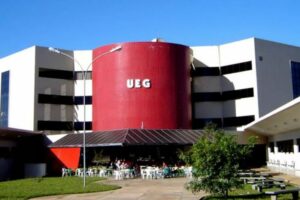 Estudantes e professores da UEG preparam manifestação para esta sexta (15), em Goiânia