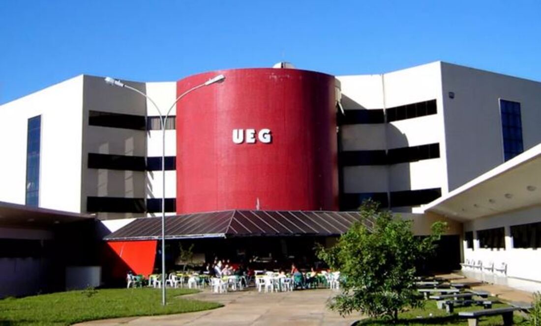 Estudantes e professores da UEG preparam manifestação para esta sexta (15), em Goiânia