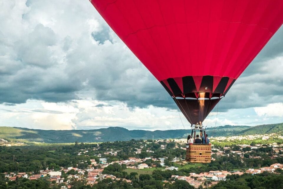 Aparecida recebe festival de balonismo