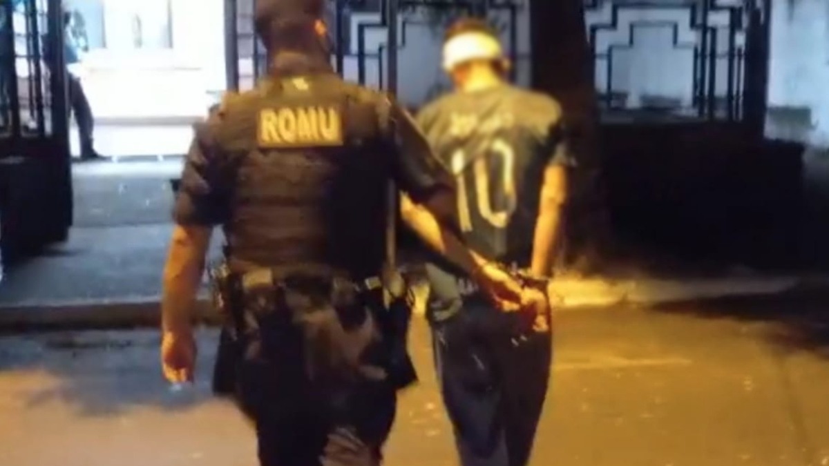 Preso suspeito de agredir a mãe com golpes de martelo na cabeça, em Goiânia