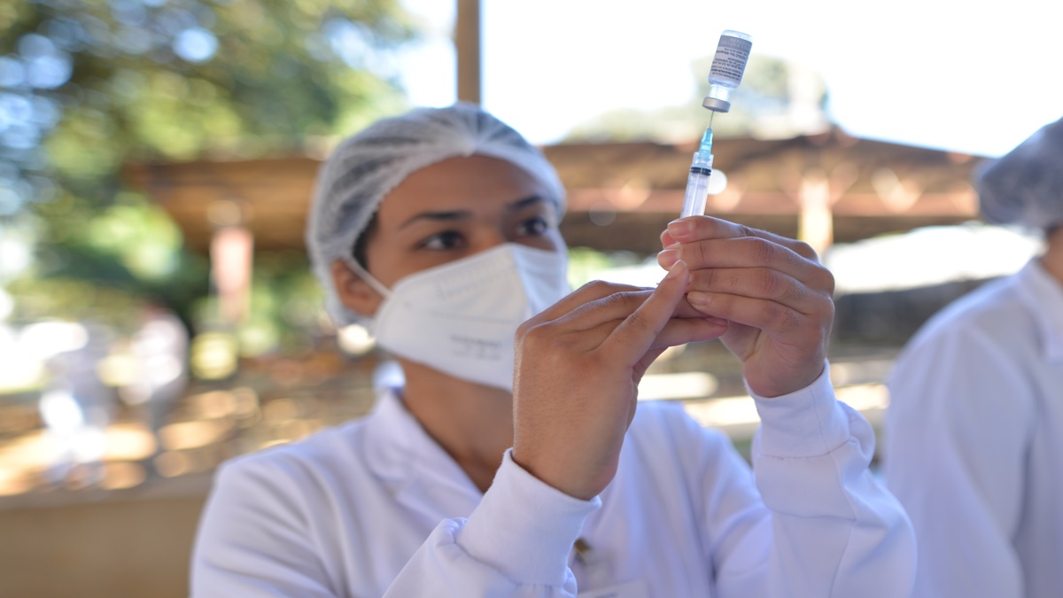 Goiás tem 16 mil mortes pela Covid e 579 mil infectados, desde o começo da pandemia