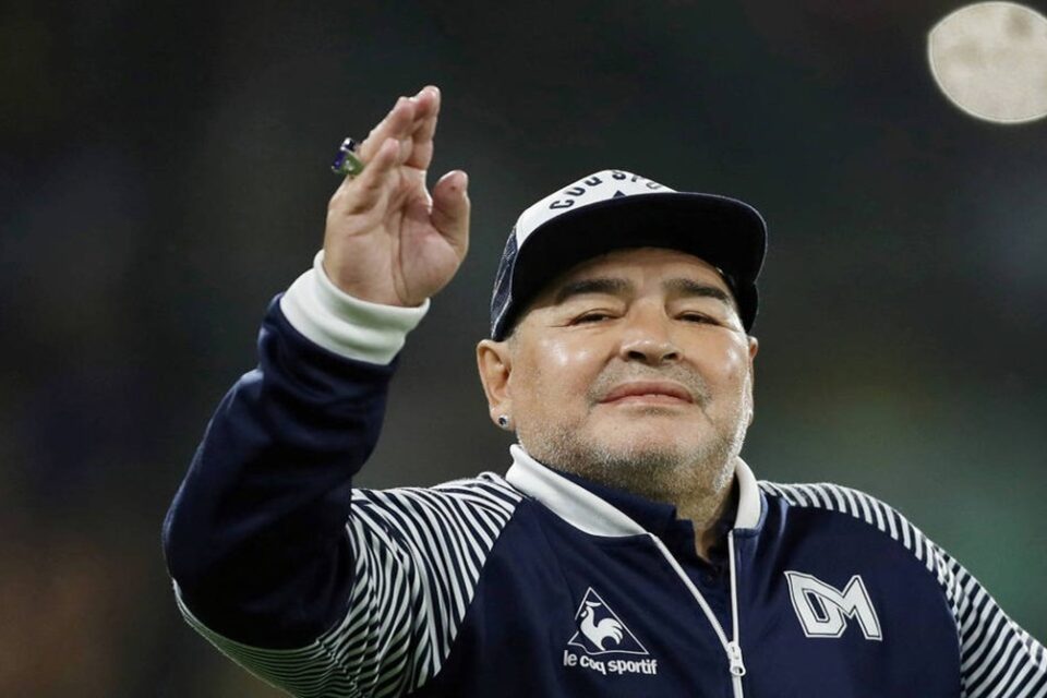 ex- jogador Diego Armando Maradona 