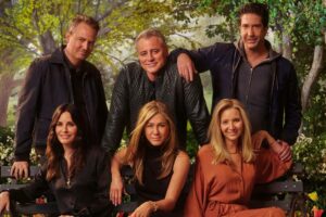 Diretor de 'Friends' justifica ausências de personagens em especial