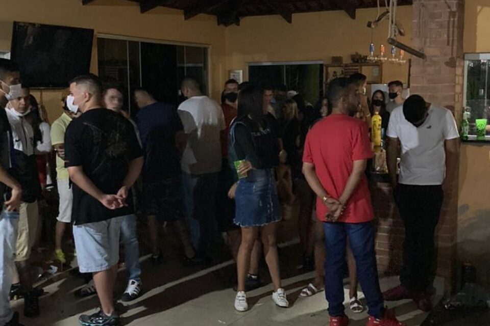 Fiscalização encerra festas em Aparecida de Goiânia