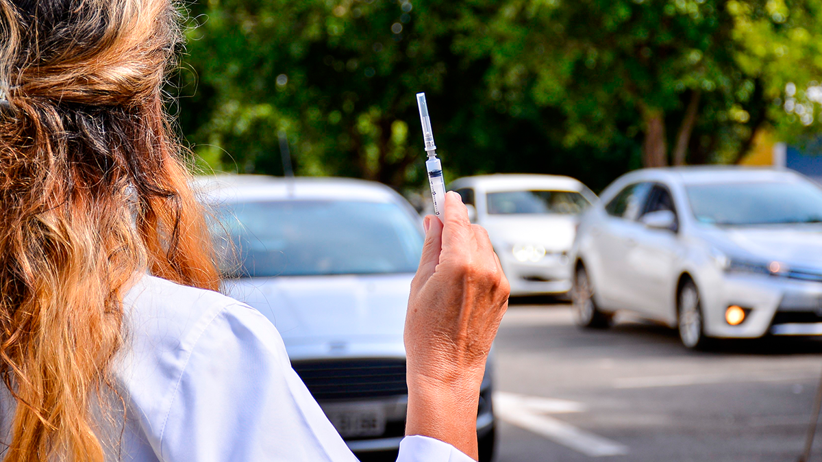 Vacinação em Aparecida (Foto: Jucimar de Sousa/Mais Goiás)