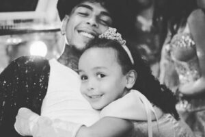 Valquíria Nascimento Mãe de MC Kevin diz que herança ficará para neta de cinco anos Mãe da filha de MC Kevin diz que não sabe como contar sobre morte à menina